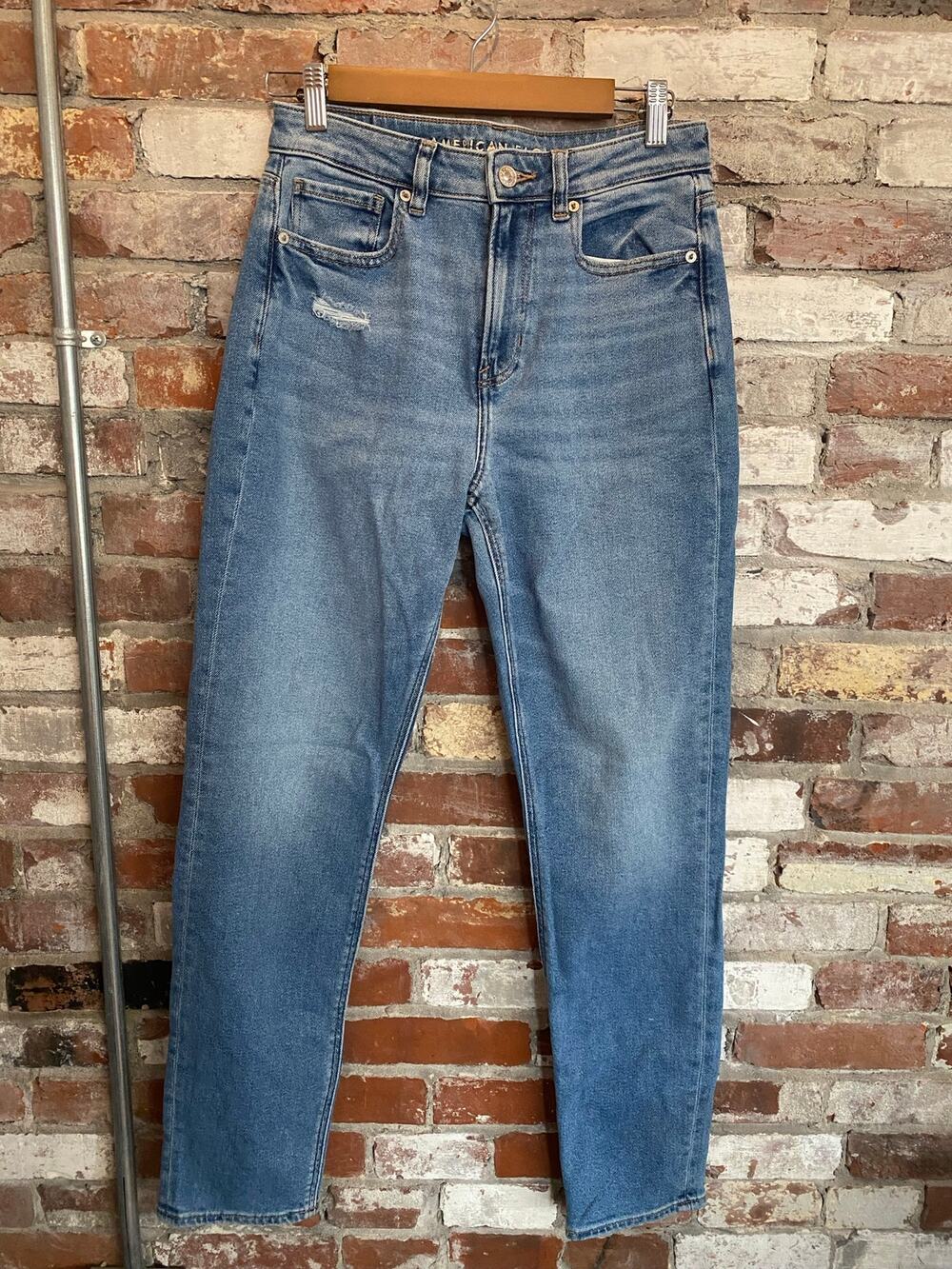 American Eagle Ne(x)t Level High-Waisted Distressed Mom Jeans - Size 4 Long